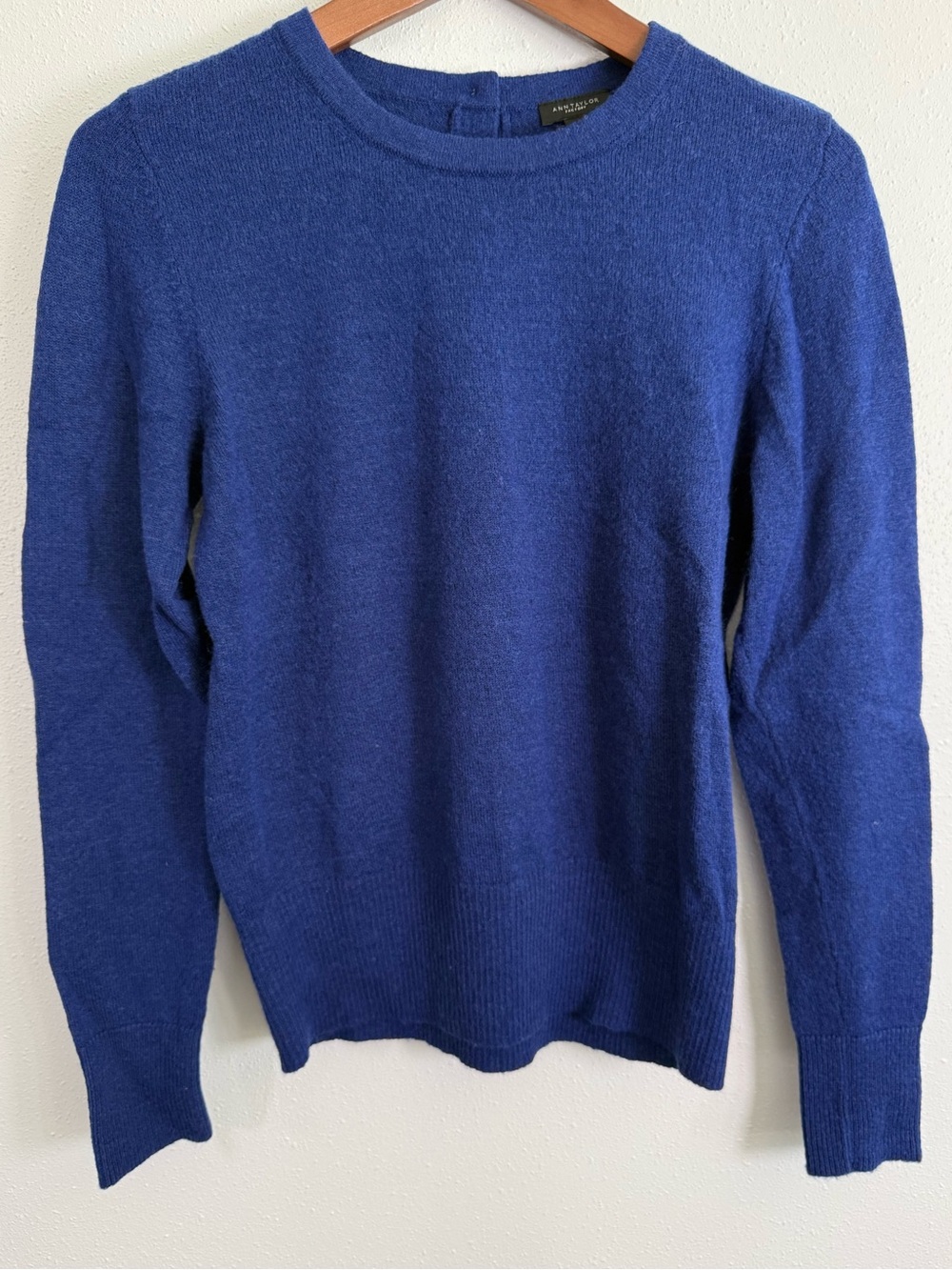 Ann Taylor Factory Cobalt Blue Back Button Sweater Women’s M